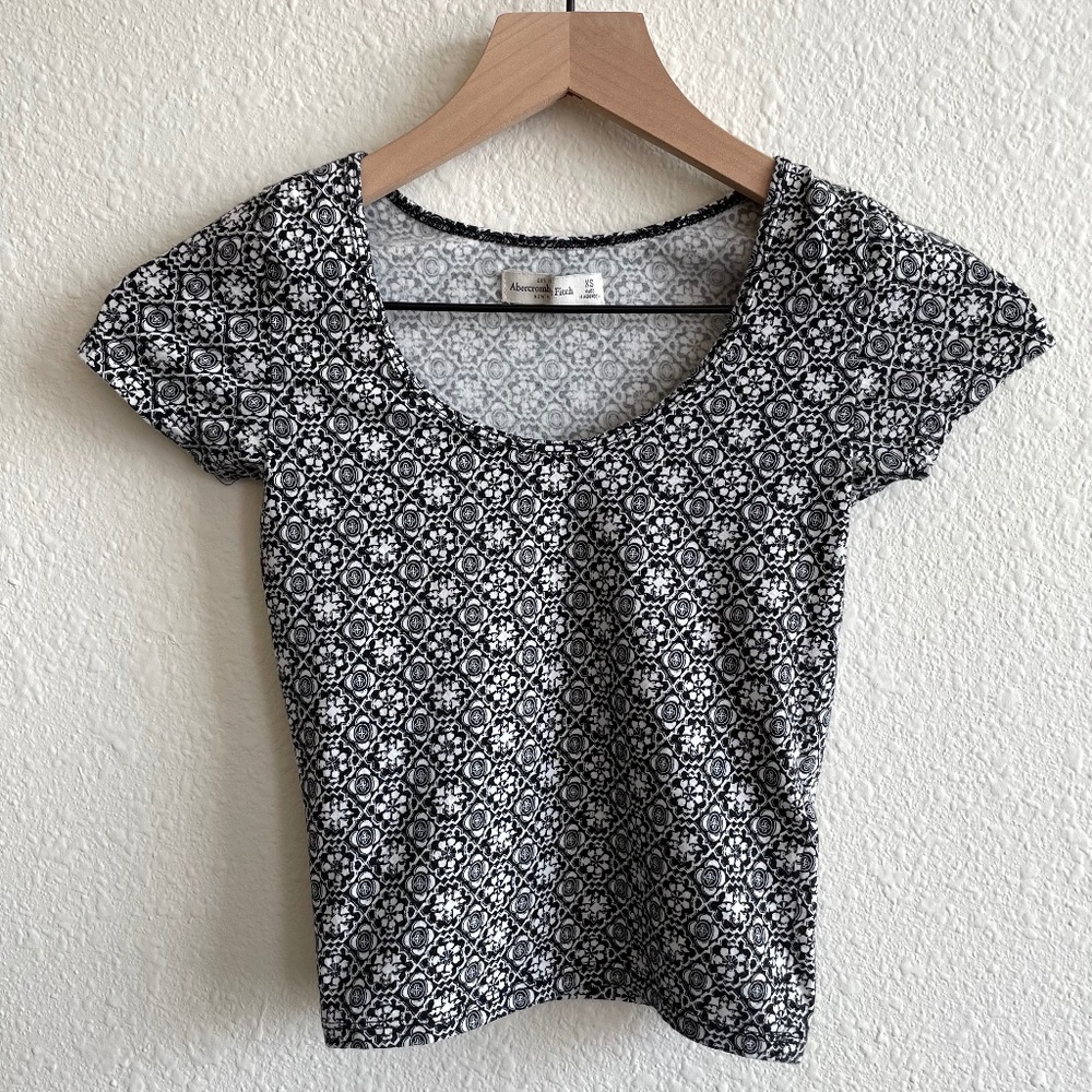 Abercrombie & Fitch Women's Fitted Short Sleeve Crop Top